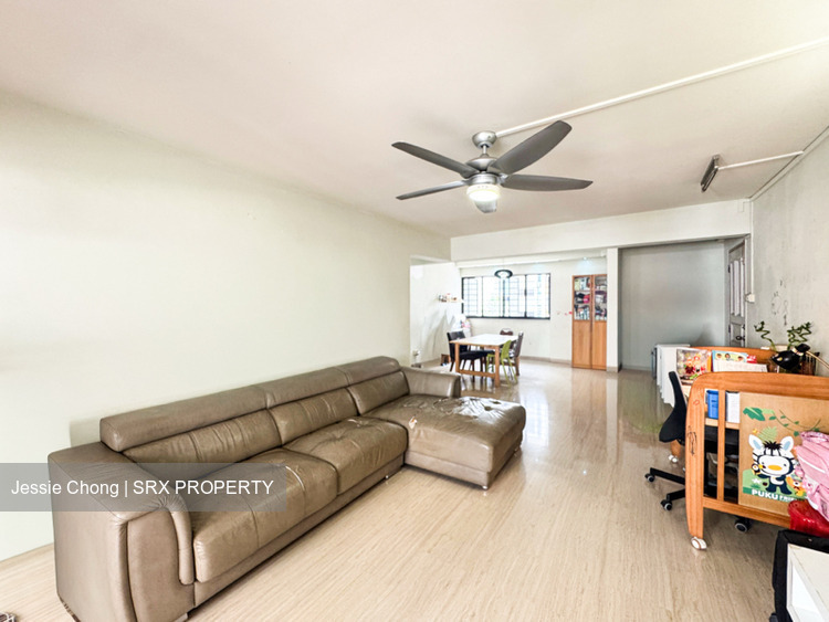 Blk 216 Bukit Batok Street 21 (Bukit Batok), HDB 3 Rooms #531414501